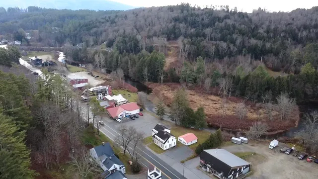 $299,000 | 2072 North Main Street, Londonderry, VT 05148