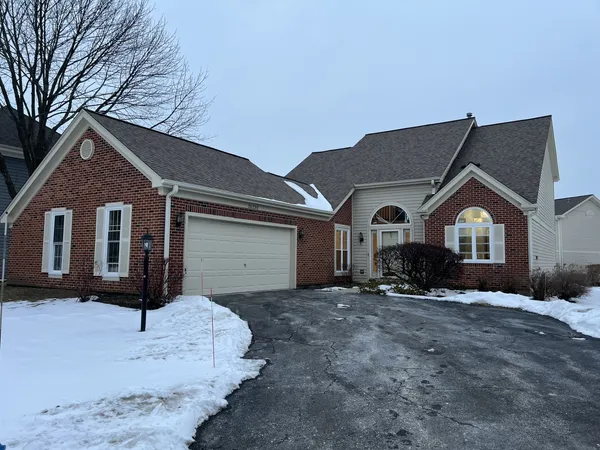 $559,900 | 36230 North Old Creek Court, Gurnee, IL 60031