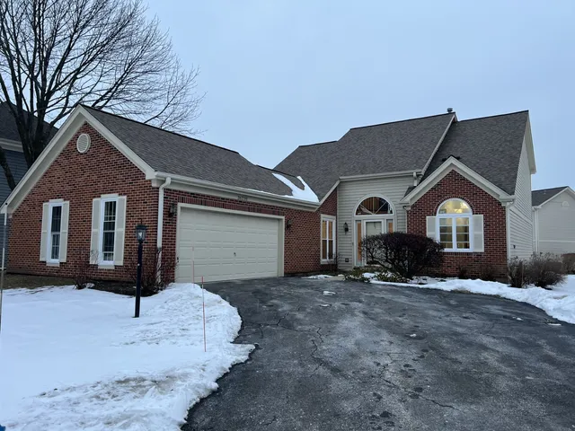 $574,900 | 36230 North Old Creek Court, Gurnee, IL 60031