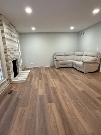 $559,900 | 36230 North Old Creek Court, Gurnee, IL 60031