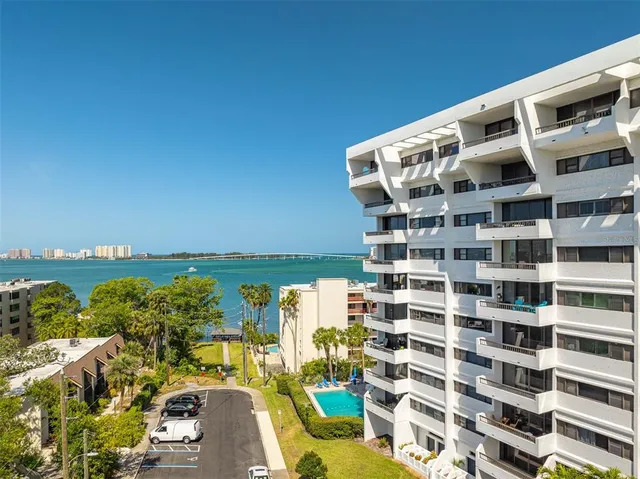 $375,000 | 30 Turner Street, Unit 604, Clearwater, FL 33756