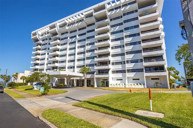 $375,000 | 30 Turner Street, Unit 604, Clearwater, FL 33756