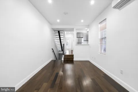 $2,200 | 2319 North College Avenue, Unit B, Philadelphia, PA 19121