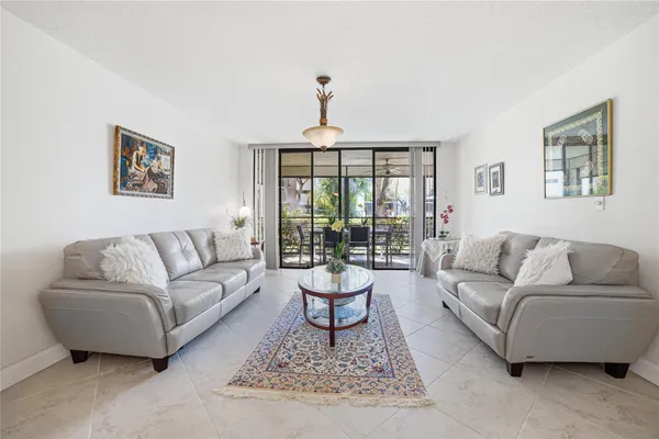 $248,000 | 7653 Northwest 79th Avenue, Unit 114, Tamarac, FL 33321