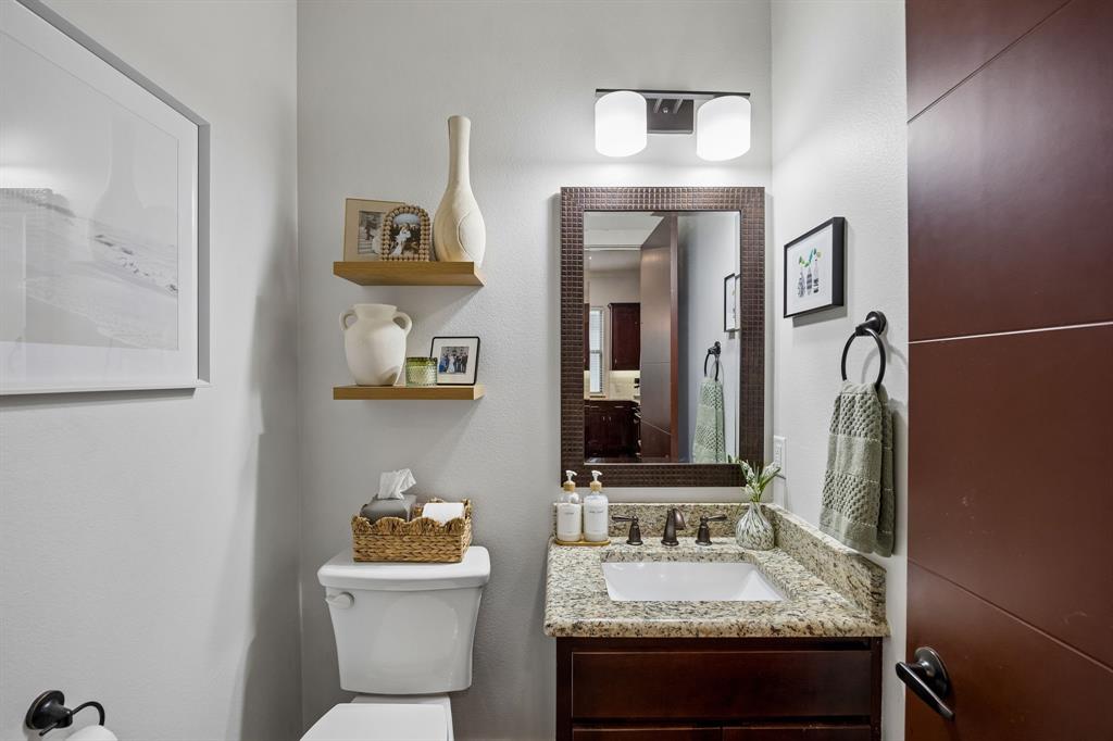 5875 Ross Avenue, Unit 9 Dallas, TX 75206 - Photo 5 of 29 Half Bath