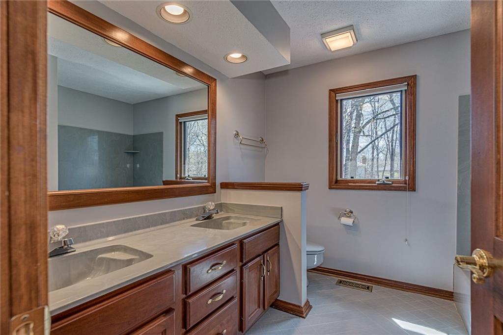 8940 Promontory Road Indianapolis, IN 46236 - Photo 20 of 33 Gallery Image 20