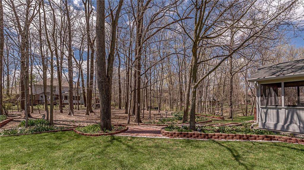 8940 Promontory Road Indianapolis, IN 46236 - Photo 31 of 33 Gallery Image 31