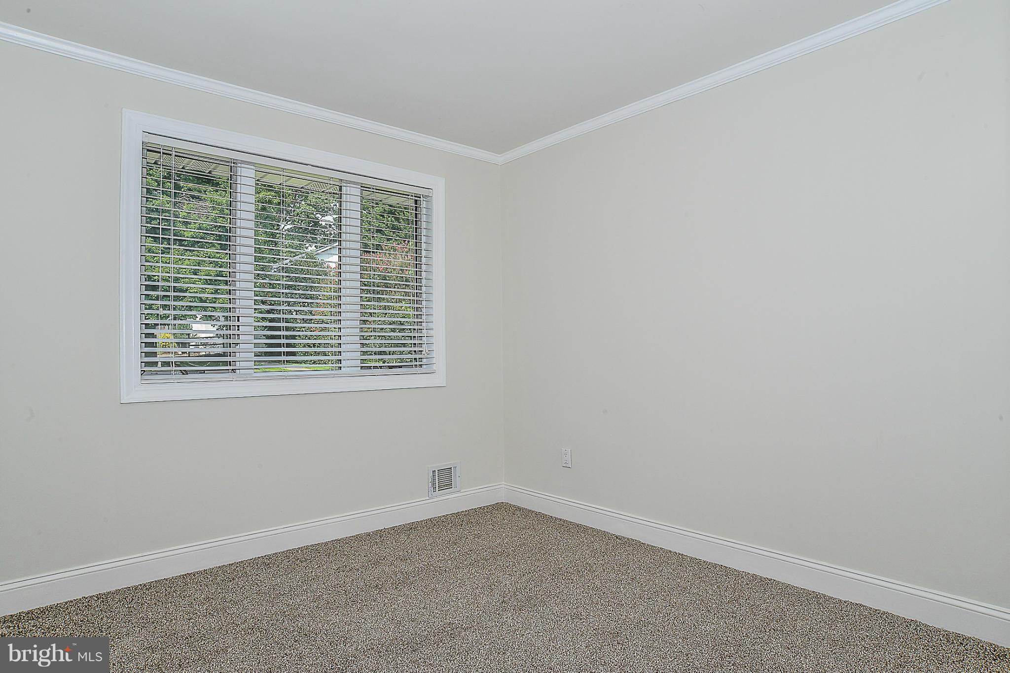 15500 Layhill Road Silver Spring, MD 20906 - Photo 22 of 30 Bedroom