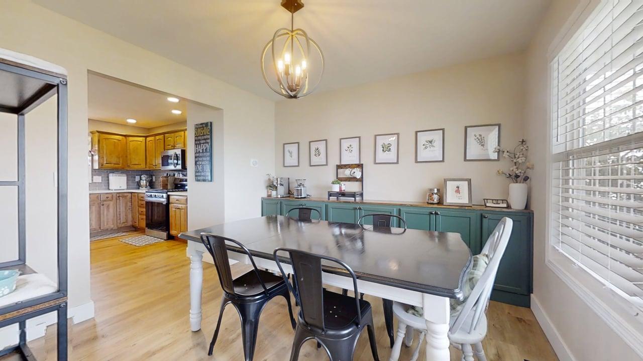 1313 West Ridge Lane Champaign, IL 61822 - Photo 5 of 40 Gallery Image 5
