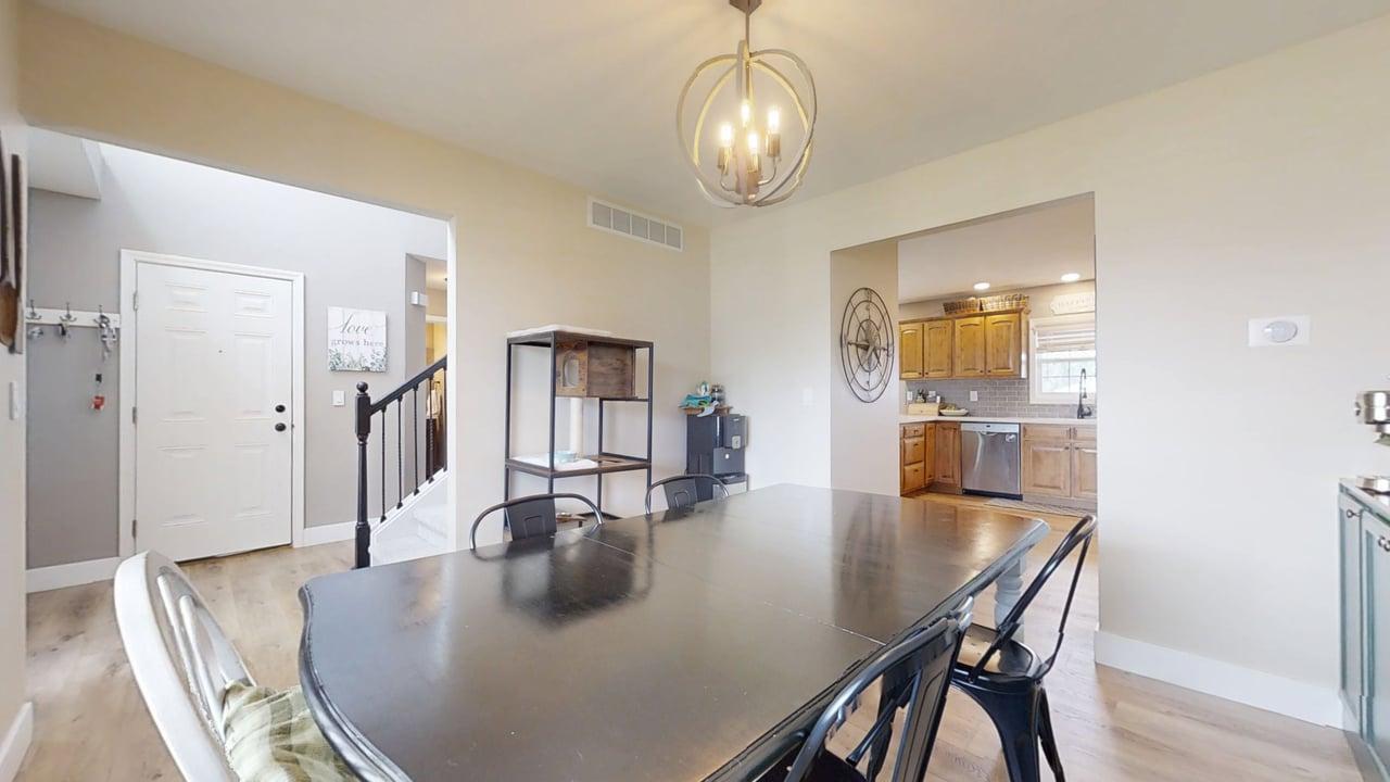 1313 West Ridge Lane Champaign, IL 61822 - Photo 6 of 40 Gallery Image 6