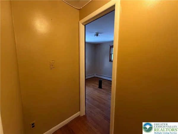 $325,000 | 826 Whittier Drive, Allentown, PA 18103