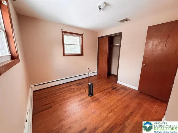 $325,000 | 826 Whittier Drive, Allentown, PA 18103