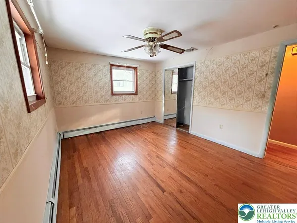 $325,000 | 826 Whittier Drive, Allentown, PA 18103