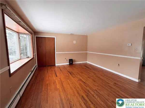 $325,000 | 826 Whittier Drive, Allentown, PA 18103