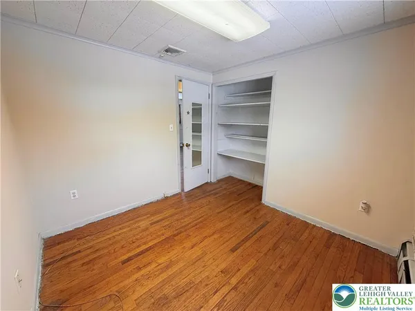 $325,000 | 826 Whittier Drive, Allentown, PA 18103
