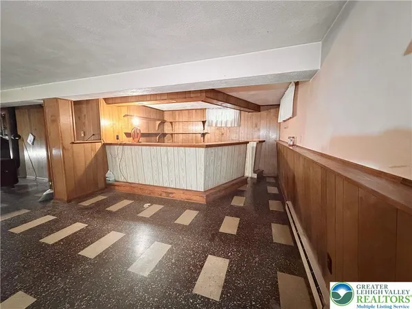 $325,000 | 826 Whittier Drive, Allentown, PA 18103
