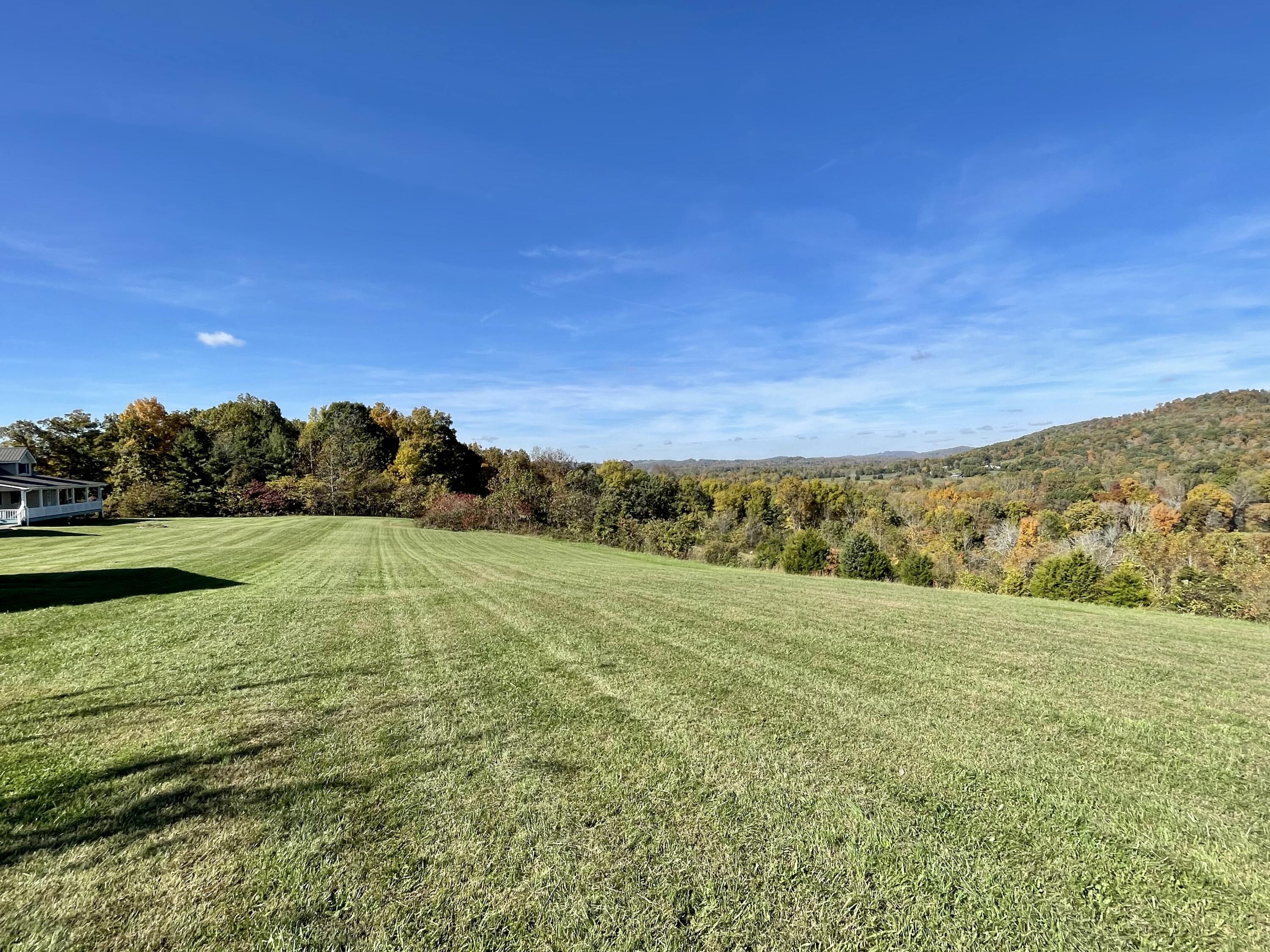 587 Irvine Road Science Hill, KY 42553 - Photo 33 of 90 B802AF14-1FA3-475C-8FF2-2B3C685CA5FB
