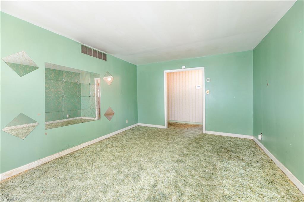 3709 Whitfield Road Winston-Salem, NC 27105 - Photo 5 of 13