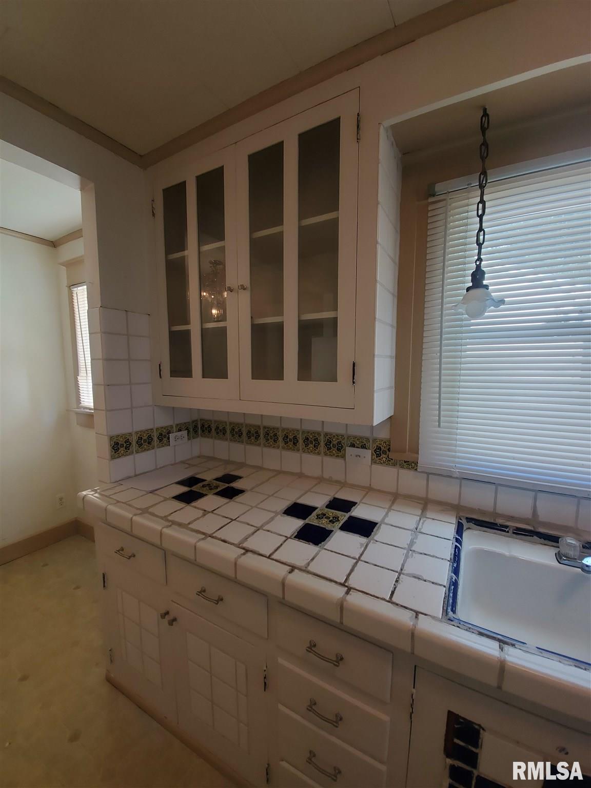 1516 West Washington Street Springfield, IL 62702 - Photo 5 of 13