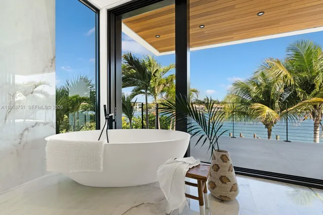 $39,000 | 701 86th Street, Miami Beach, FL 33141