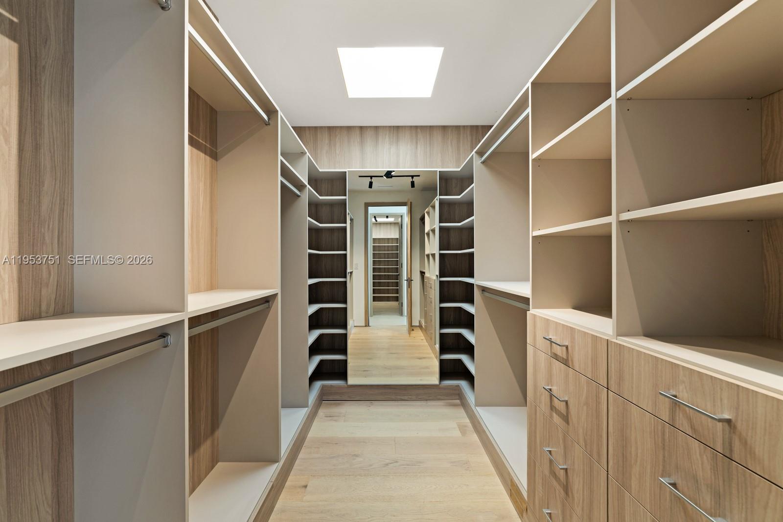 701 86th Street Miami Beach, FL 33141 - Photo 26 of 40