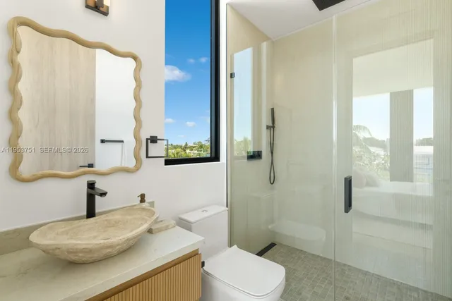 $39,000 | 701 86th Street, Miami Beach, FL 33141