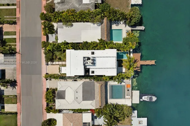 $39,000 | 701 86th Street, Miami Beach, FL 33141