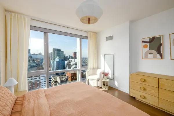 $7,200 | 75 Park Lane South, Unit 3507, Jersey City, NJ 07310