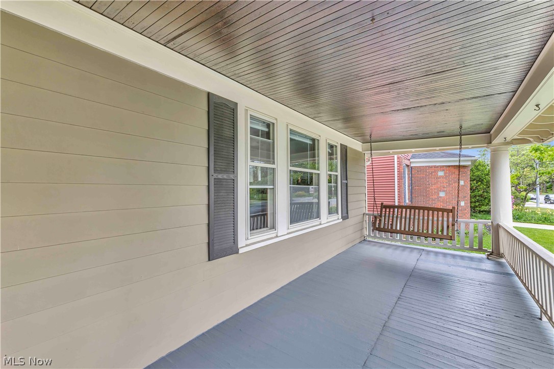 3177 Warren Road Cleveland, OH 44111 - Photo 3 of 38