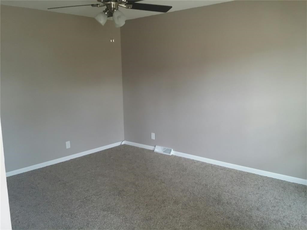 412 Cherry Hill Road Southwest Cedar Rapids, IA 52404 - Photo 5 of 21 Gallery Image 5