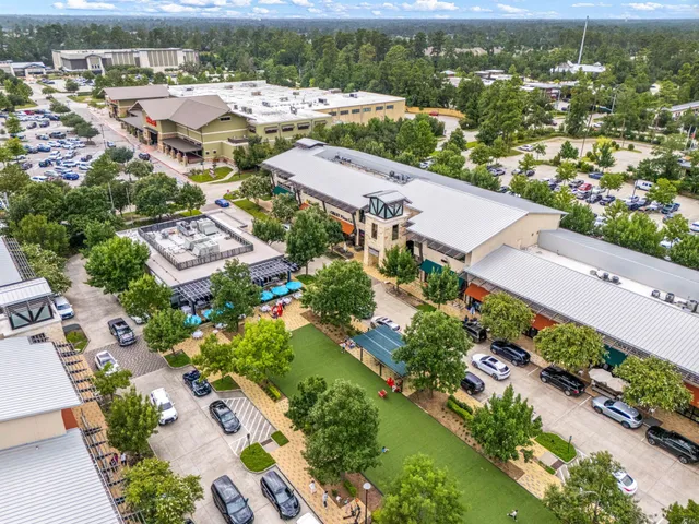 $1,360,000 | 178 Rockwell Park Boulevard, Spring, TX 77389