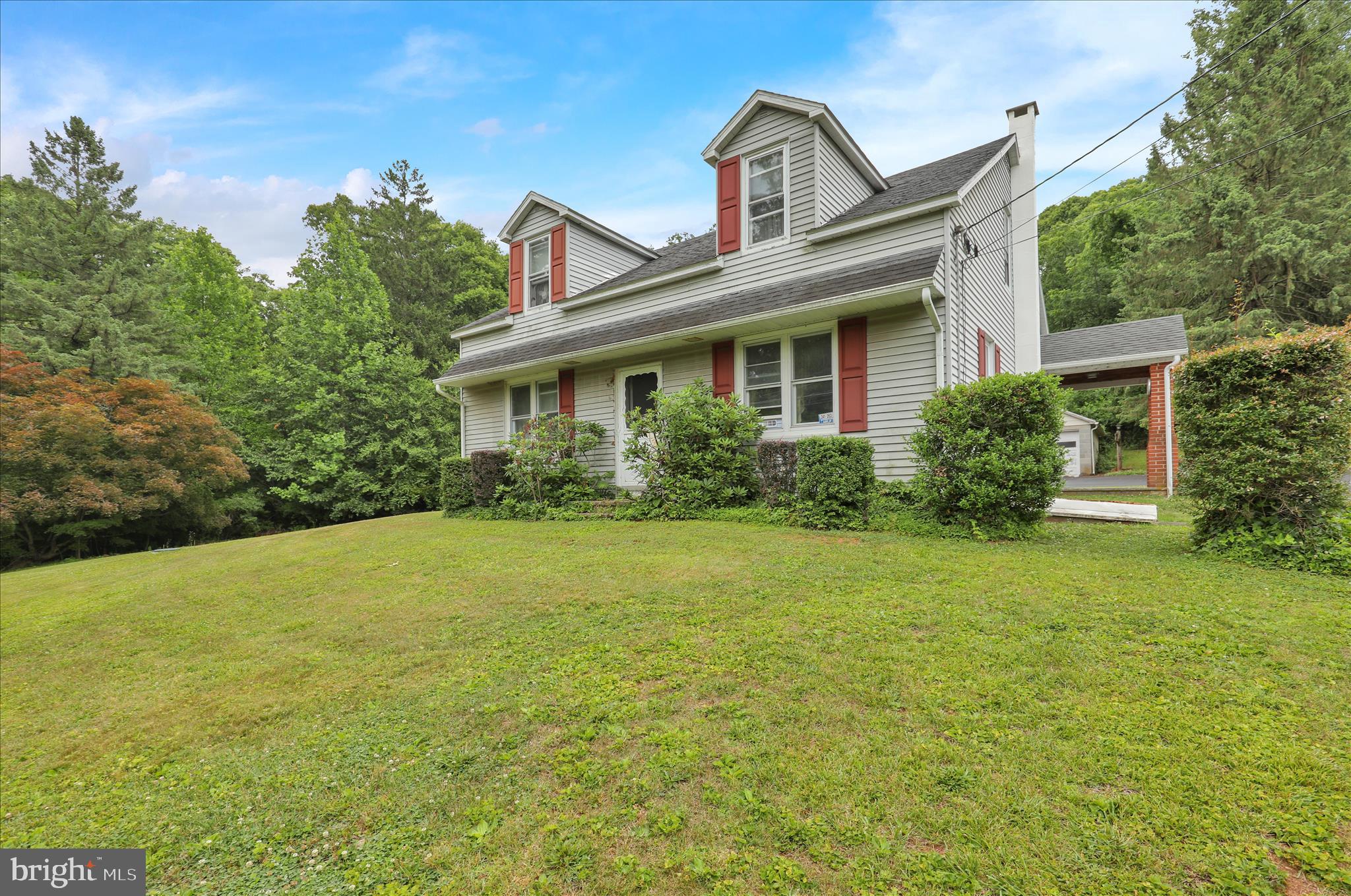 1929 Chestnut Hill Road Mohnton, PA 19540 - Photo 2 of 24 360_0088