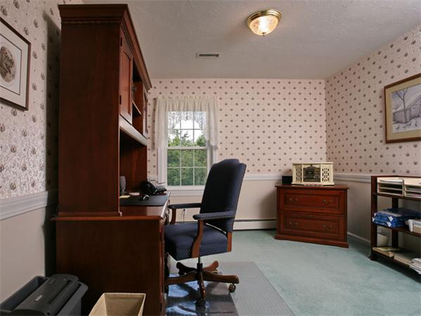 42 Glenwood Road Rutland, MA 01543 - Photo 15 of 23