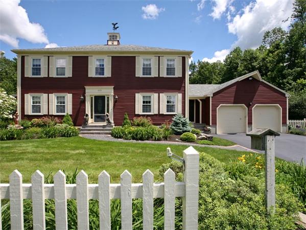 42 Glenwood Road Rutland, MA 01543 - Photo 3 of 23
