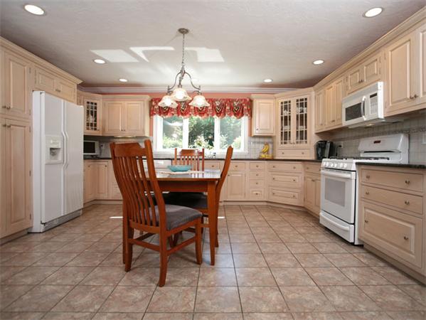42 Glenwood Road Rutland, MA 01543 - Photo 7 of 23