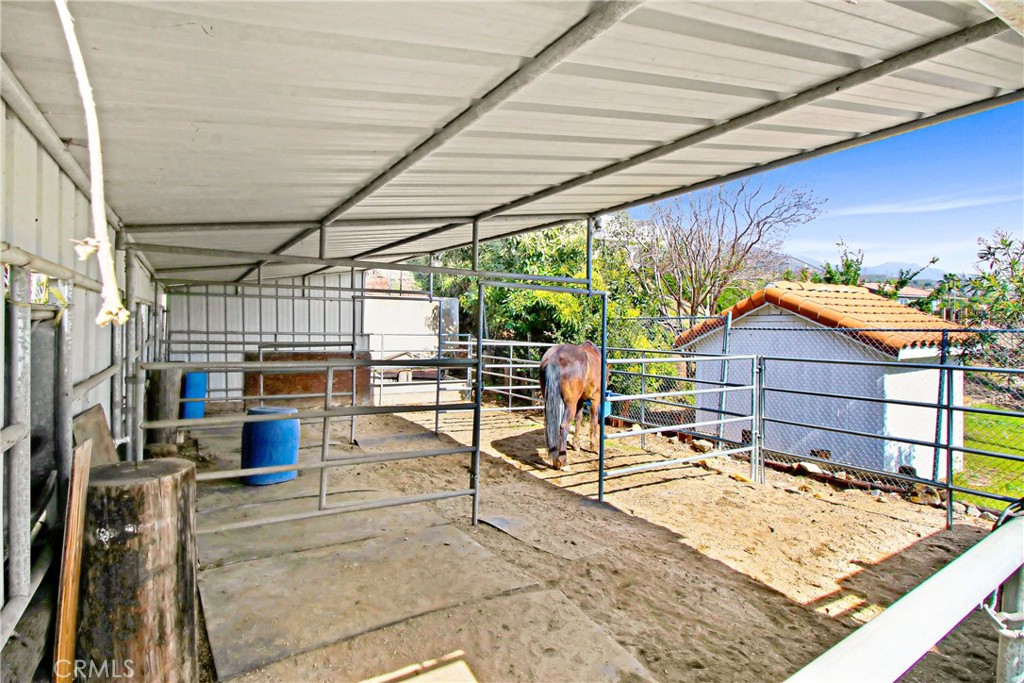9111 Hidden Farm Road Alta Loma, CA 91737 - Photo 39 of 45 a view of roof deck