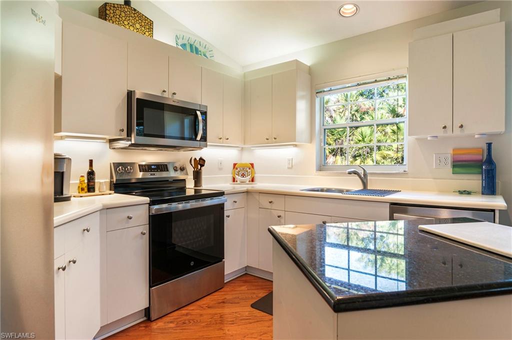 3755 Fieldstone Boulevard, Unit 1208 Naples, FL 34109 - Photo 8 of 25