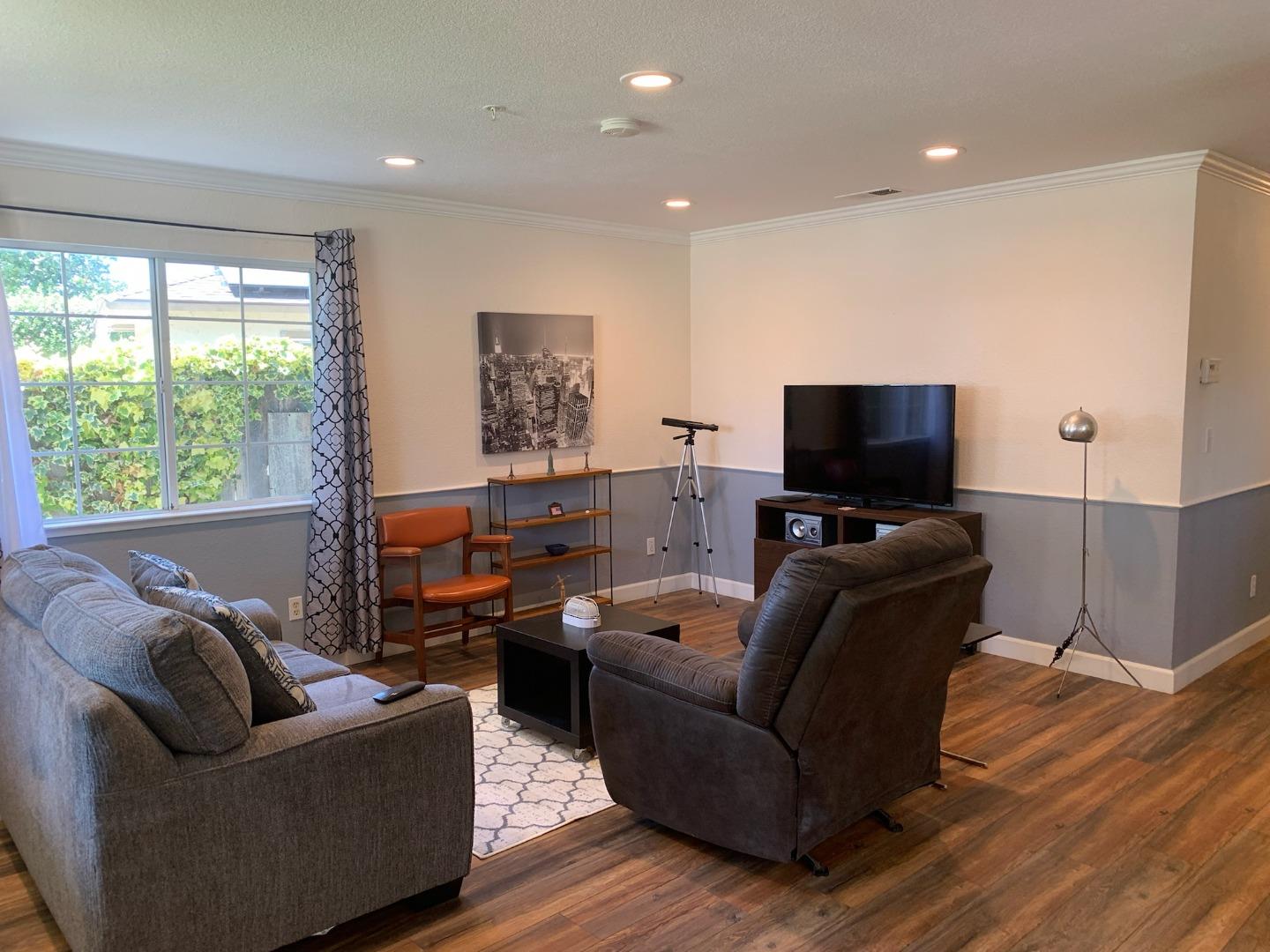 4 Rico Circle Salinas, CA 93907 - Photo 4 of 14 Gallery Image 4
