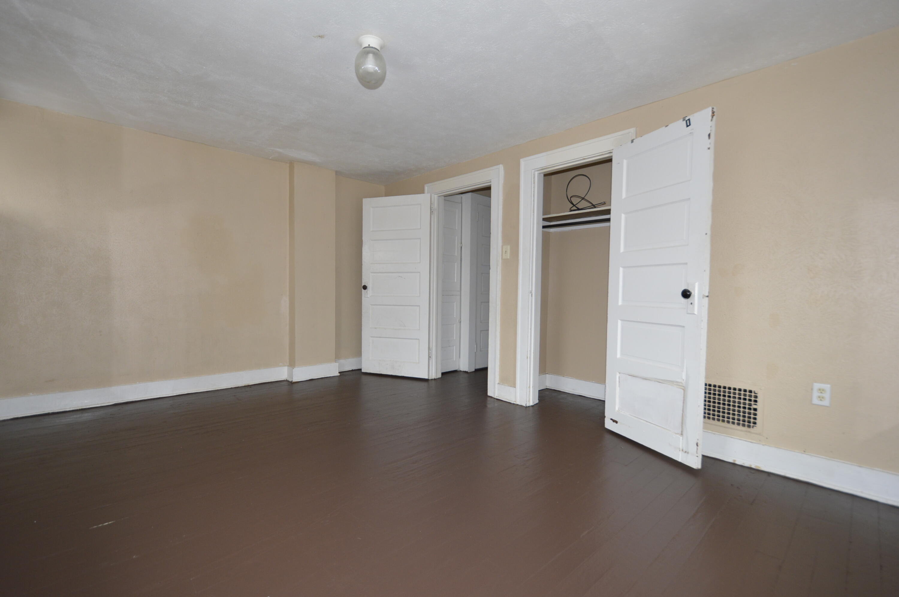 118 East Cecil Street Springfield, OH 45504 - Photo 23 of 38
