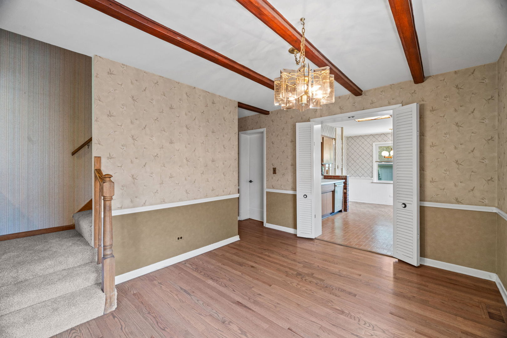340 Romona Road Wilmette, IL 60091 - Photo 9 of 35