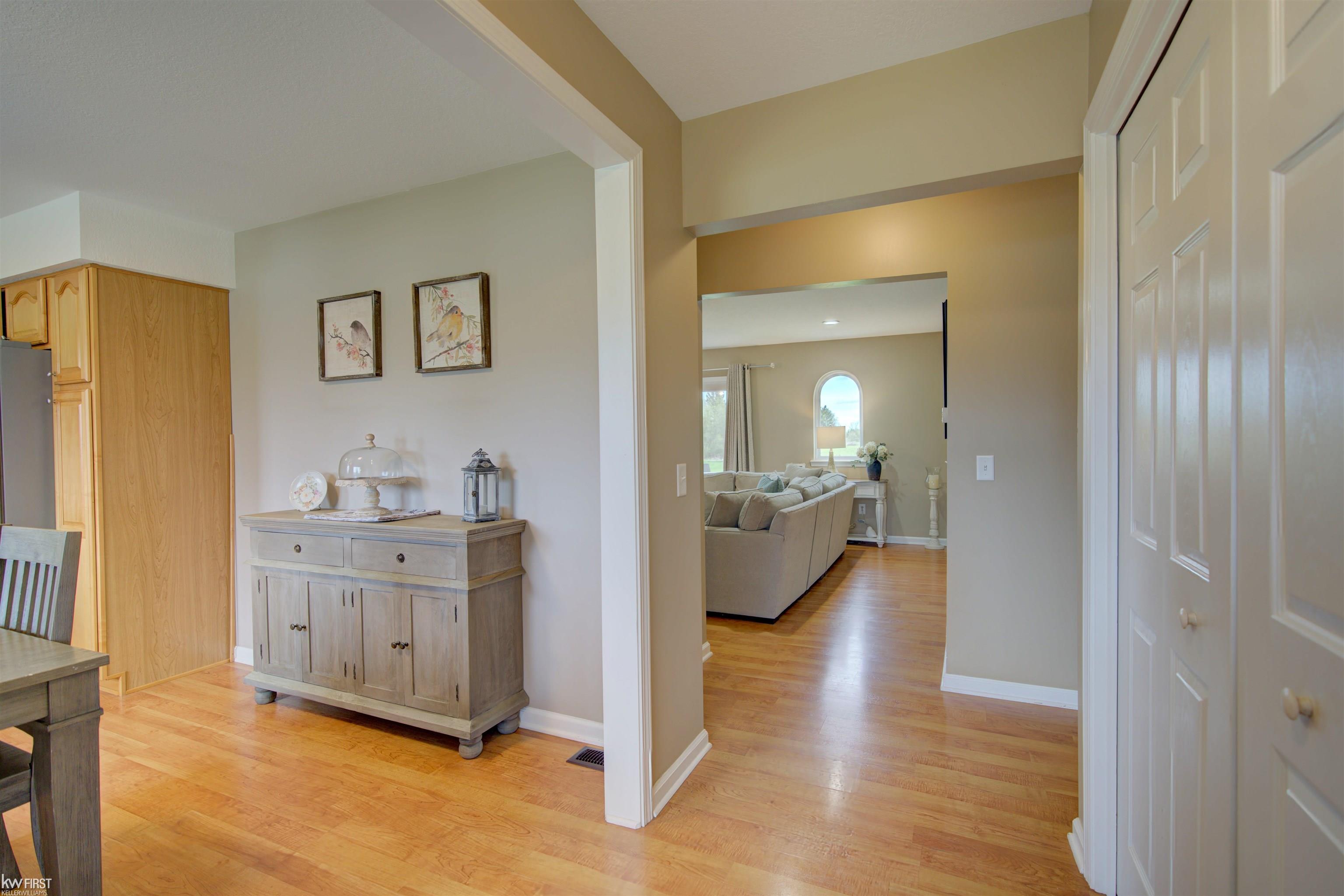 9225 Perry Road Grand Blanc, MI 48439 - Photo 16 of 52 50140362-890c5319-f72a-43e2-bfcb-2abe39be8eb7.JPG