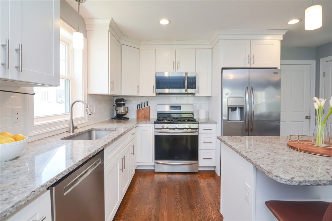 34 Hickory Road Cumberland, RI 02864 - Photo 11 of 30