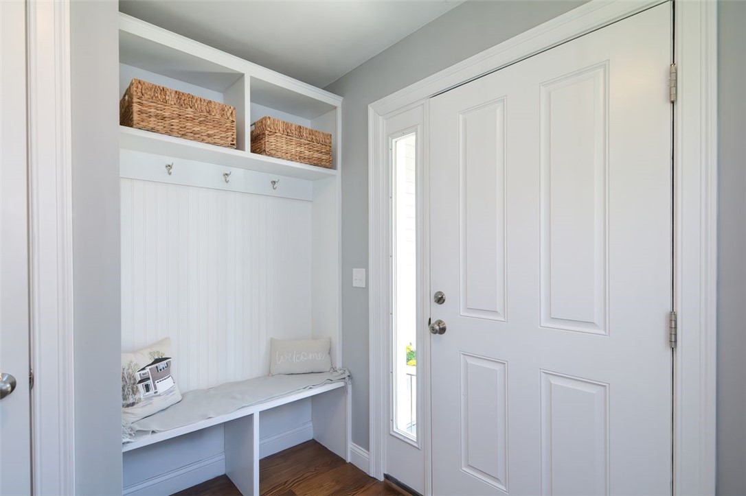 34 Hickory Road Cumberland, RI 02864 - Photo 4 of 30