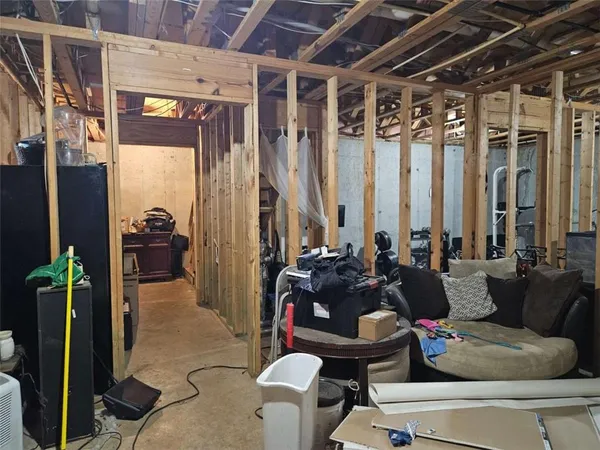 $305,000 | 105 Queensland Lane, Covington, GA 30016