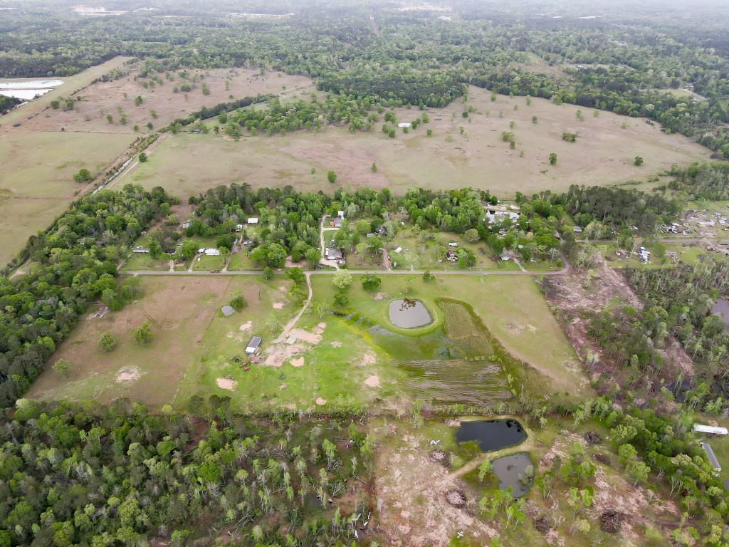 18500 Pickering Road Conroe, TX 77302 - Photo 9 of 15