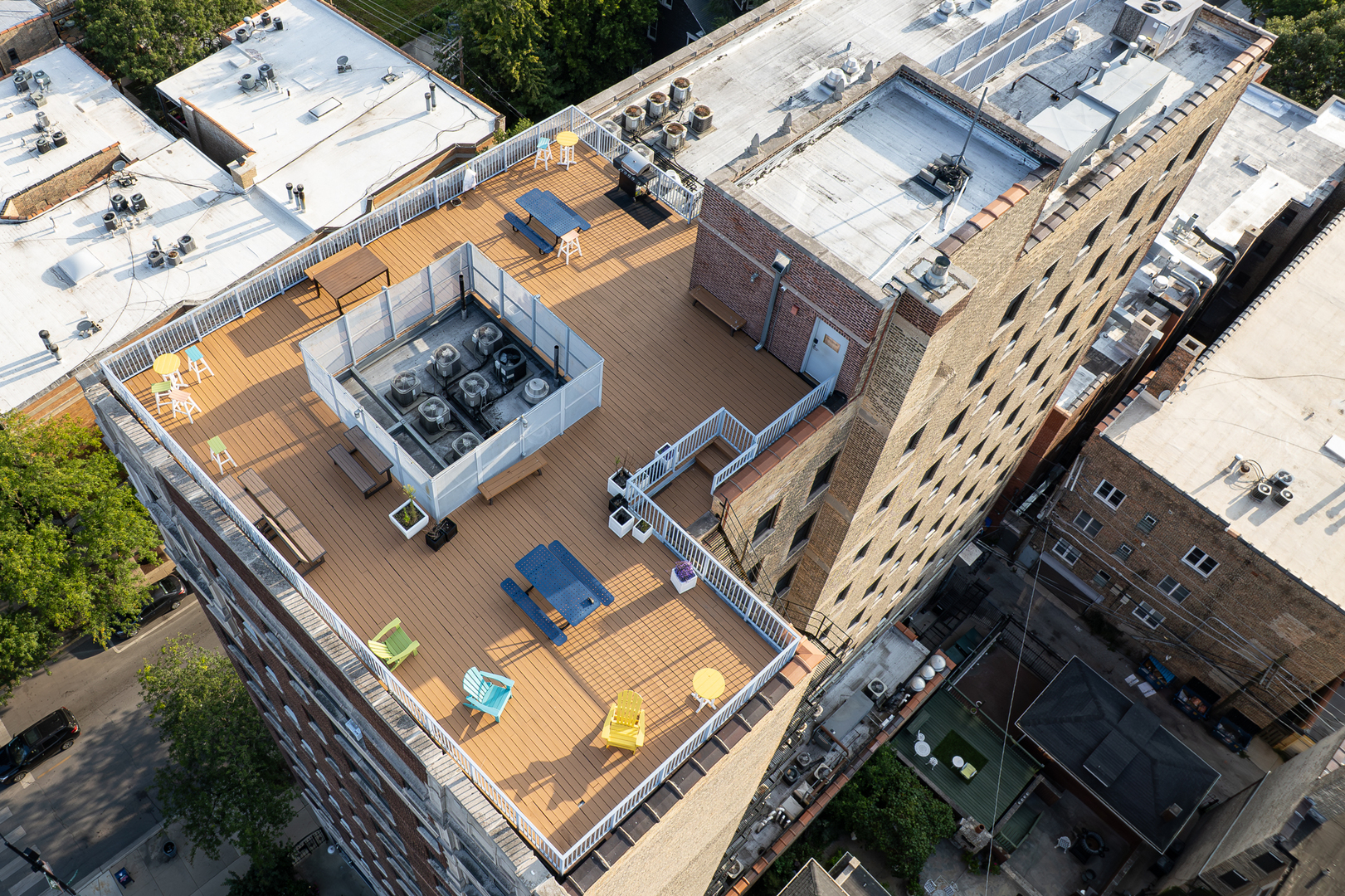 1325 West Wilson Avenue, Unit 907 Chicago, IL 60640 - Photo 19 of 19 an aerial view of a city with balcony