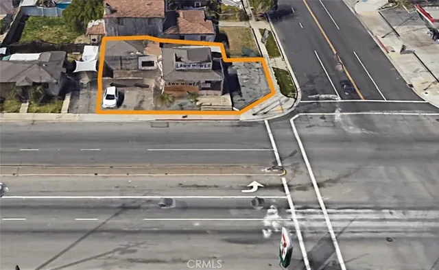 $899,000 | 16811 Lakewood Boulevard, Bellflower, CA 90706