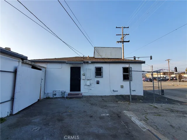 $899,000 | 16811 Lakewood Boulevard, Bellflower, CA 90706