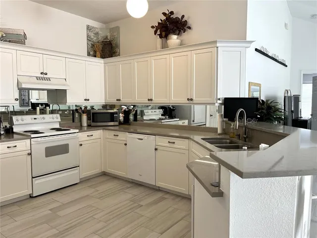 $319,900 | 512 Islamorada Boulevard, Punta Gorda, FL 33955