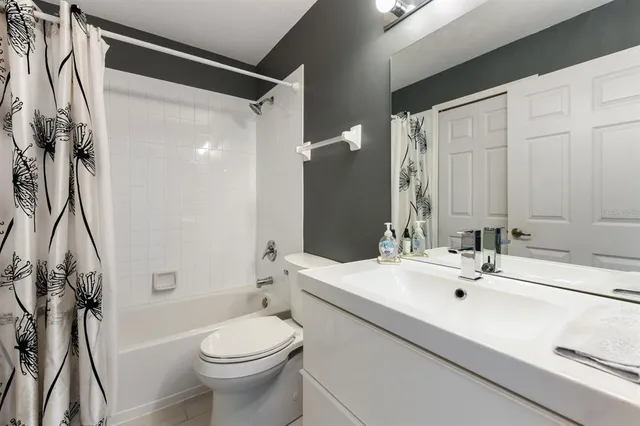 $319,900 | 512 Islamorada Boulevard, Punta Gorda, FL 33955